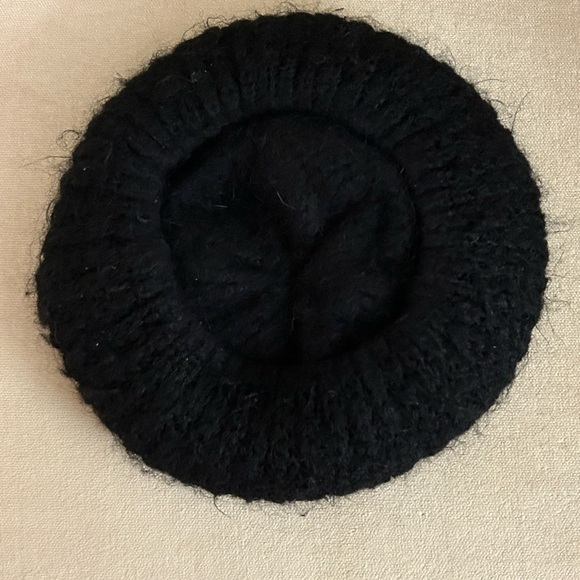 Cozy Black Knit Beret for a small head - Picture 2 of 4